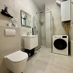 New & Modern Fully Equipped In *