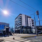 New & Modern Fully Equipped In *