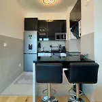 New & Modern Fully Equipped In סראייבו