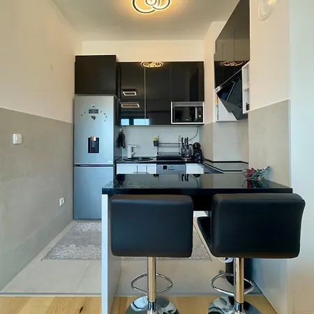 New & Modern Fully Equipped In Сараево